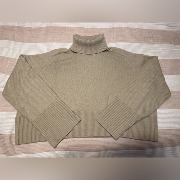 Michael Kors Collection Cashmere Turtleneck Sweater